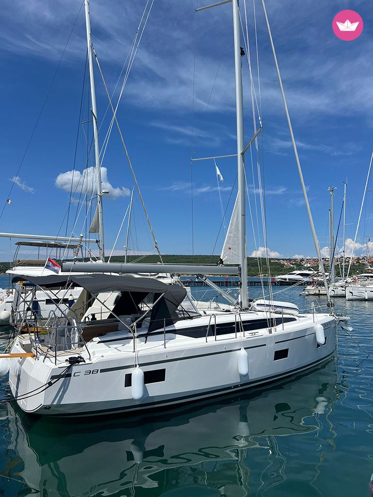 Voilier Bavaria Yachtbau Bavaria C38 11m 8