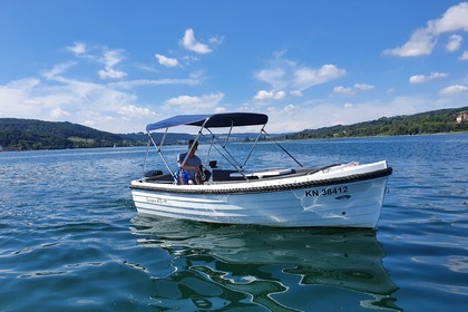 Charter Motorboat Corsiva 475 Hemmenhofen