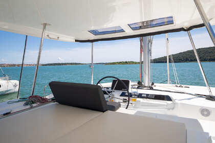 Rental Catamaran  Lagoon 46  Pomer