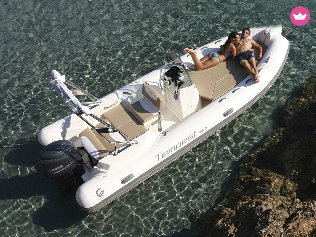 Bateau à moteur Capelli 6 mètres 130cv