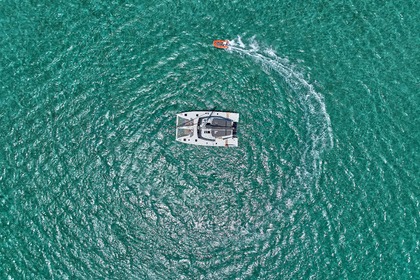 Rental Catamaran  Nautitech 46 Fly  Black River