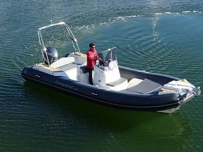 Charter RIB Capelli Tempest 700 Luxe Empuriabrava