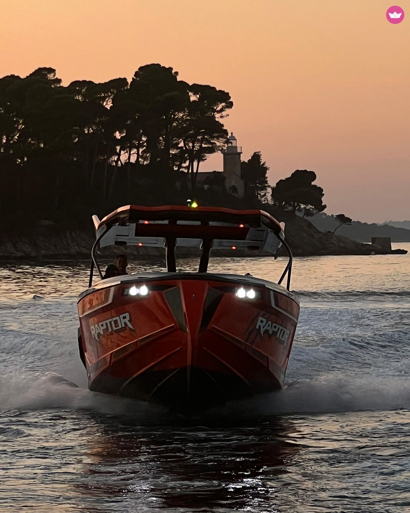 Bateau à moteur Alesta Marine Raptor 500cv 6