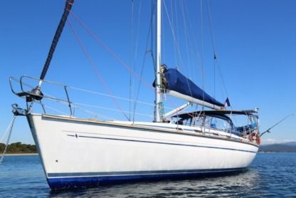 Charter Sailboat Bavaria Bavaria 44 Sari-Solenzara