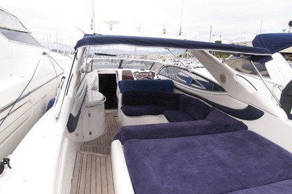 Rental Motorboat Sunseeker Superhawk 48', 15 mètres Juan les Pins