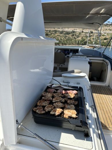 Bodrum Motorboat Fairline 55 alt tag text