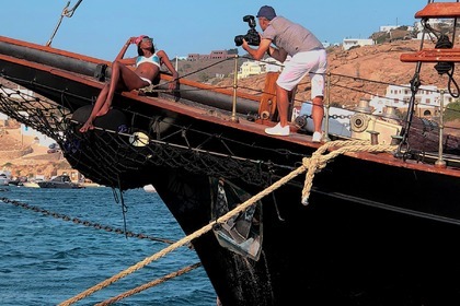 Luxury Motorsailer in Athens & Mykonos!