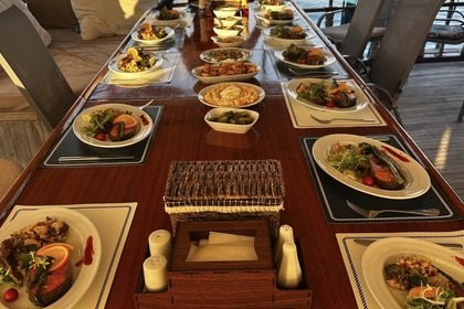 BOAT CHARTER FOR DAILY & WEEKLY HIRE