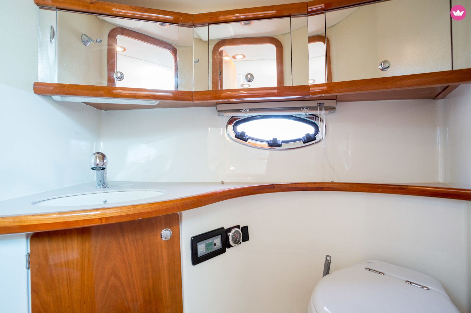 Motorboot Pearlsea Yachts 33 Open zu vermieten