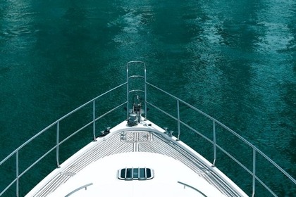 All inclusive charter in Dubai / 70ft Yacht Cruise from the Dubai Marina