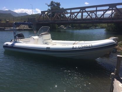 Alquiler Neumática  Nova Jolly King 750 250Cv Saint-Florent