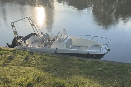 Location Bateau à moteur Quicksilver 555 activ Éragny
