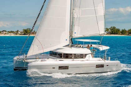 Hyra båt Katamaran LAGOON 42 OV Seychellerna