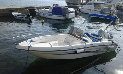 Czarter Łódź motorowa Ranieri Soverato 565 Zadar