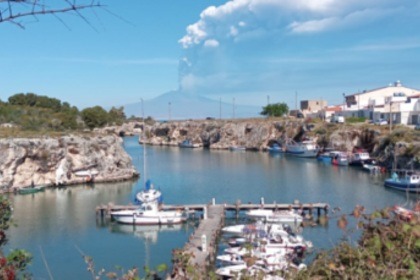 Daily/evening sailing cruise with breathtaking views of Mount Etna (price per person)