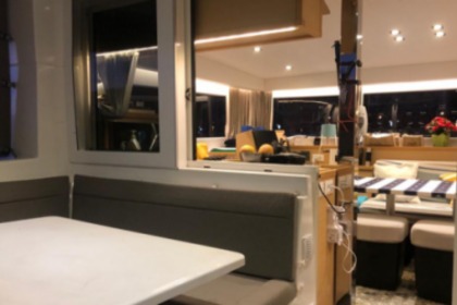 Catamaran Lagoon 39'