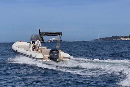 Hire RIB CAPELLI TEMPEST 700 Grimaud