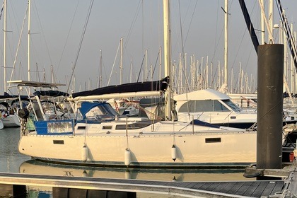 Location Voilier Beneteau Océanis 350 La Rochelle