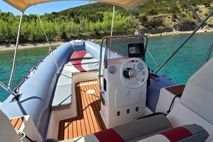 Charter RIB Novomar NM630 Stara Novalja