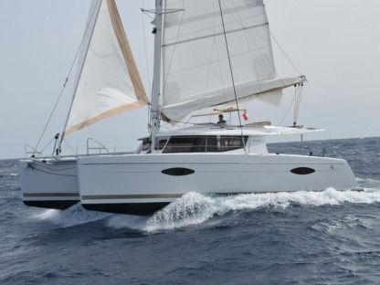 Charter Catamaran  Helia 44 S'Arenal