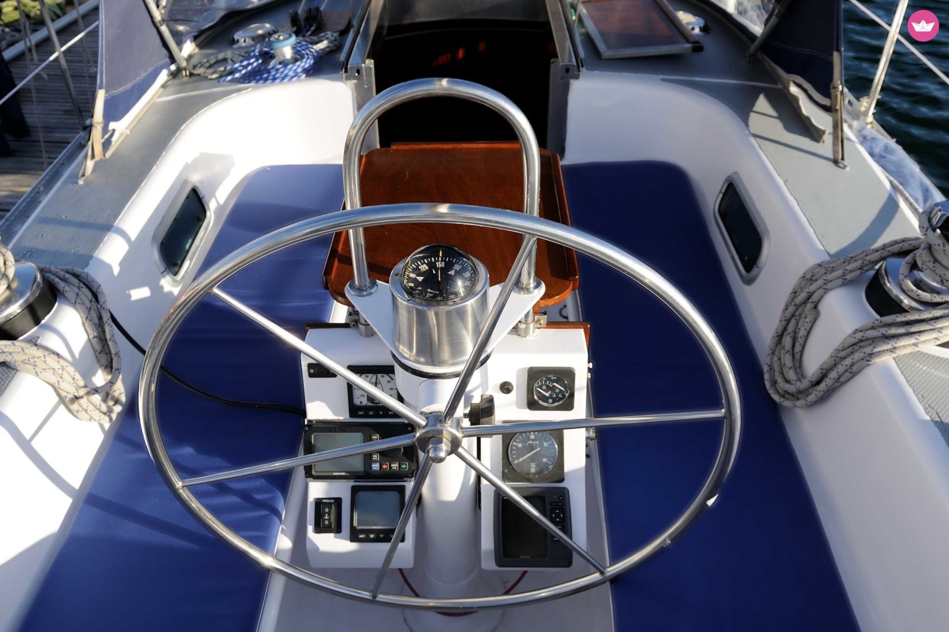 Charter sailboat in Ibiza  