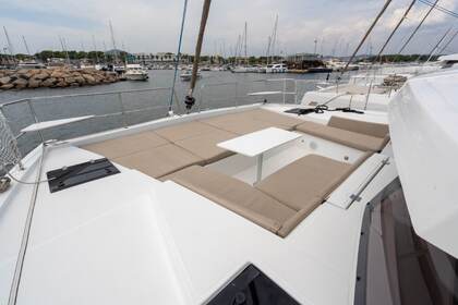 Location Catamaran 15 BALI 4.2 (4D/2C/1P)-ZA Hyères