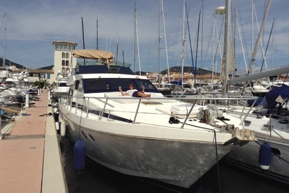 Charter Motorboat GUY COUACH 1601 FLY Saint-Tropez
