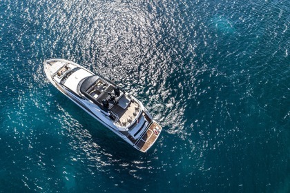 Charter Motor yacht Sunseeker 86 Saint Julian's
