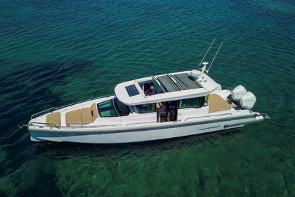 Hire Motorboat Axopar 37 Cross Cabin Anavyssos