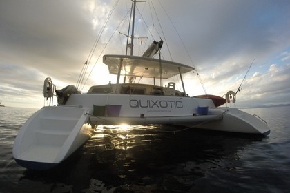 Charter Catamaran Voyage Norseman 430 Fiji