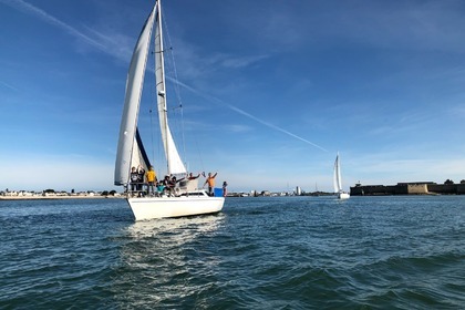 Miete Segelboot GIBSEA 92 Lorient