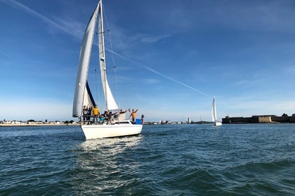 Alquiler Velero GIBSEA 92 Lorient