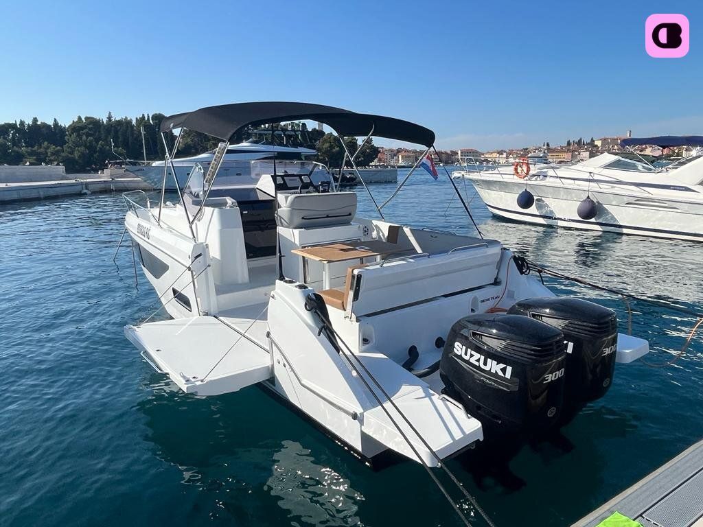 Bateau à moteur Bénéteau Flyer 9 SUNdeck 500cv