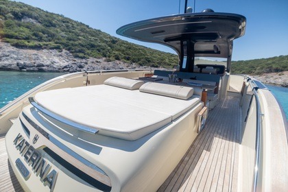 Invictus TT420 Daily Charter