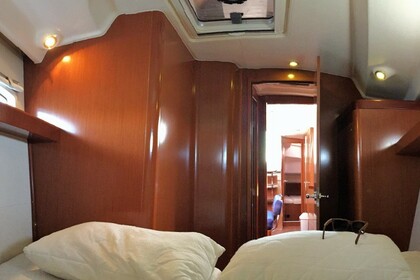 Whisper - Beneteau Oceanis 43