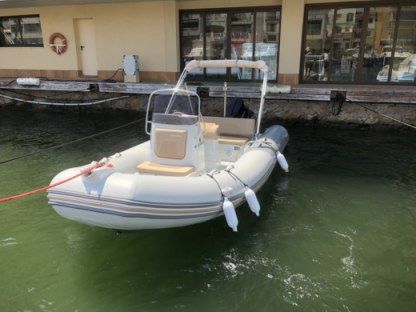 Alquiler Neumática  Zodiac 550 Ampuriabrava