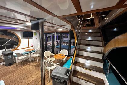 Location Bateau à moteur Glassbottom Glassbottom  2024 Chalcidique