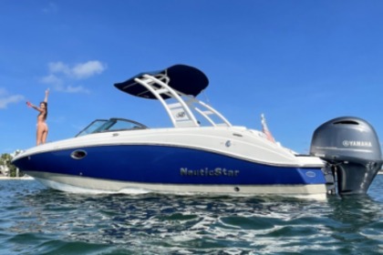 Rental Motorboat NauticStar 243 DC Miami Beach