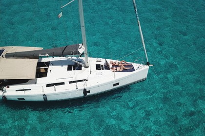 Rental Sailboat Hanse 418 Sint Maarten