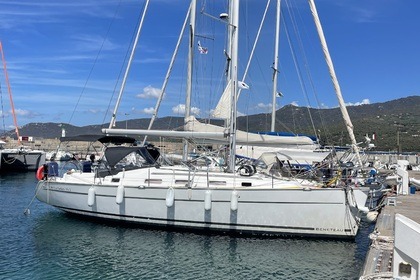 Rental Sailboat Beneteau Cyclade 39.3 Marseille