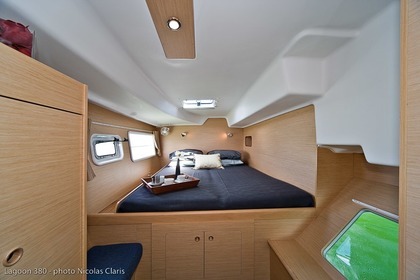 Lagoon 380 neuf owner version