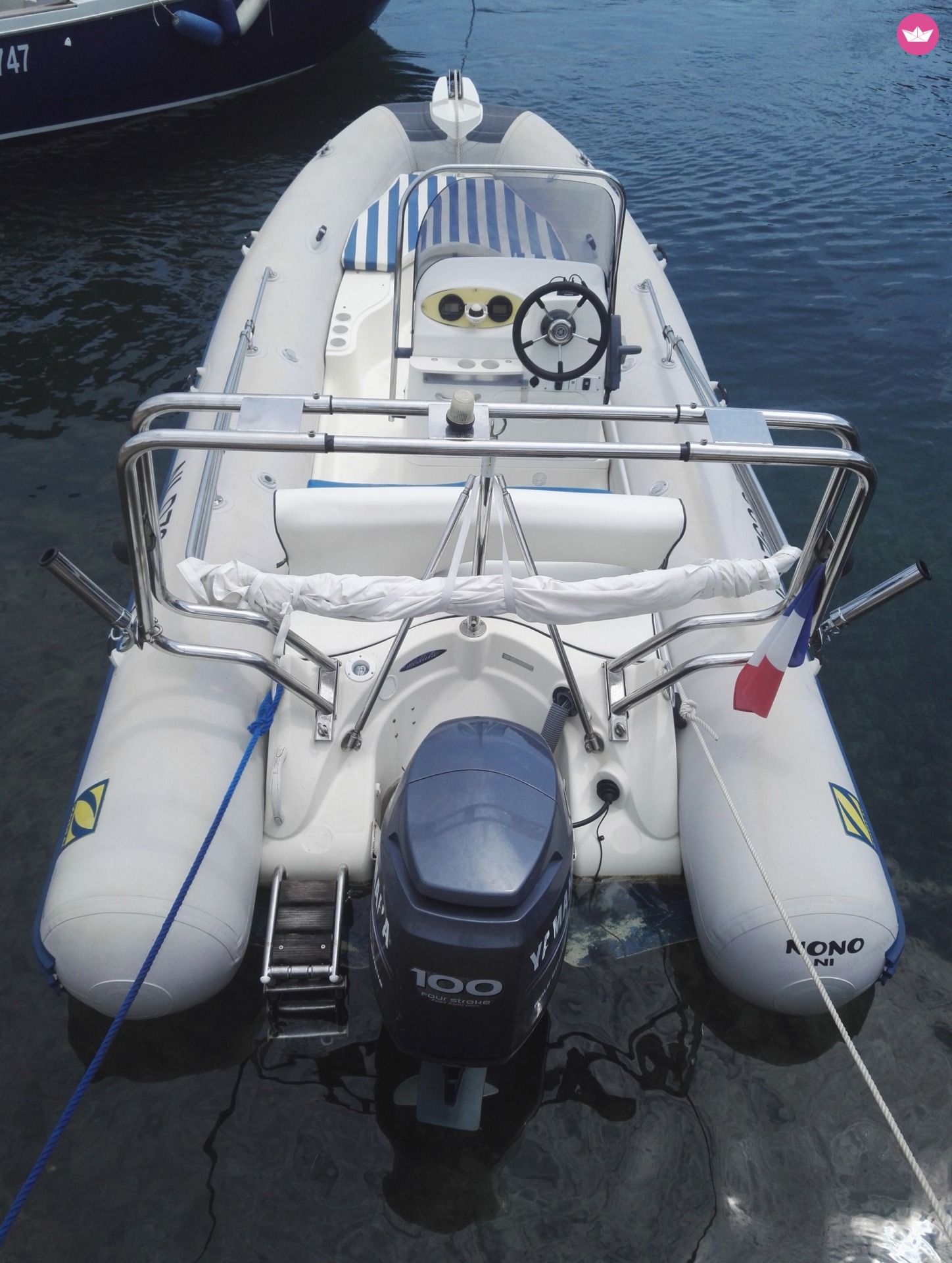 Location semi-rigide à Antibes de particuliers et professionnels