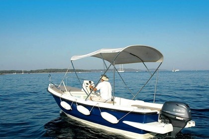Hyra båt Motorbåt Yugoplastika Pasara Nautica 500 Hvar