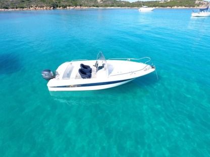 Charter Motorboat Bwa Bwa 5.5 Porto Rotondo