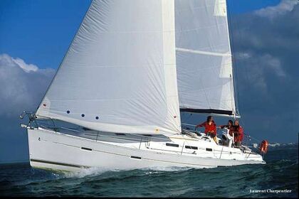 Noleggio Barca a vela Beneteau Oceanis Clipper 373 La Spezia