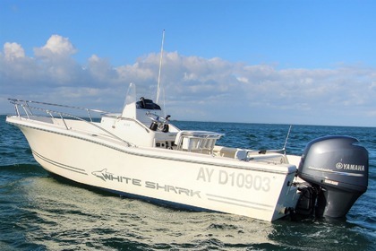 Location Bateau à moteur White shark 205 Quiberon