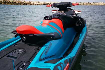Location Jet-ski Seadoo Wake Pro 230 Cv Le Grau-du-Roi