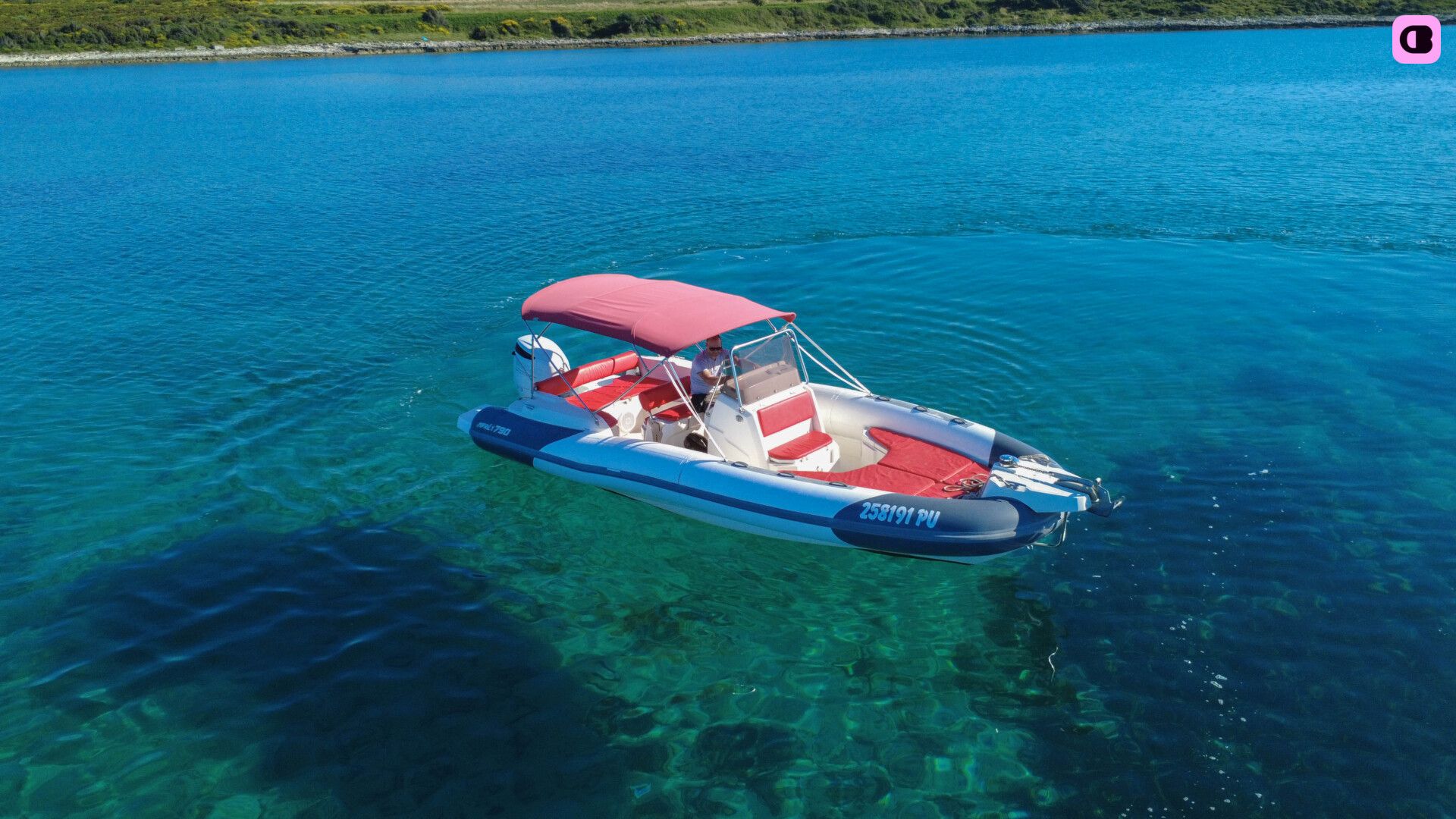 Semi-rigide Marlin 790 250cv 2