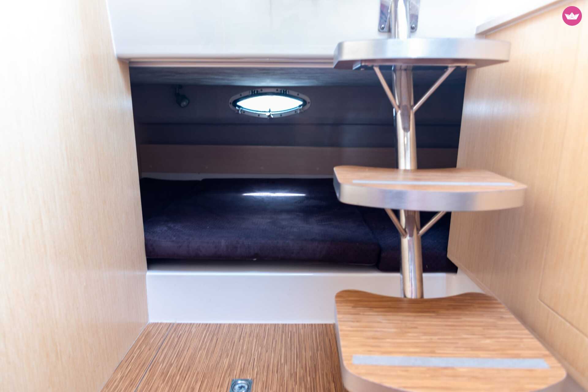 Bateau à moteur Atlantic Marine Atlantic Marine Sun Cruiser 805 300cv 6