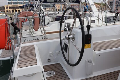 Beneteau Oceanis 35